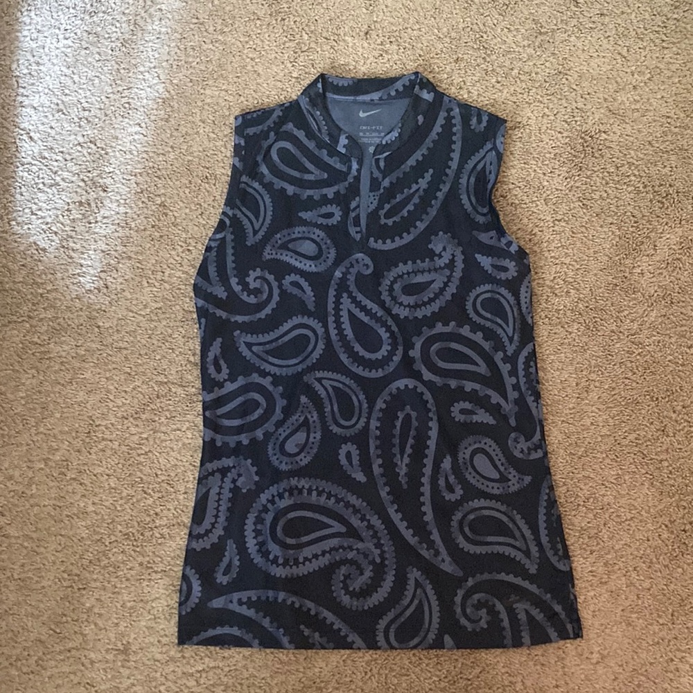 Nike dry fit  golf shirt
